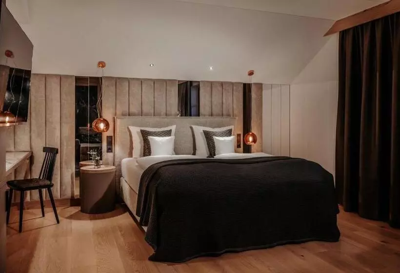 Отель Der Eisvogel Wellness & Genuss