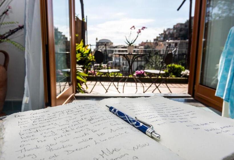 فندق Le Nereidi B&b