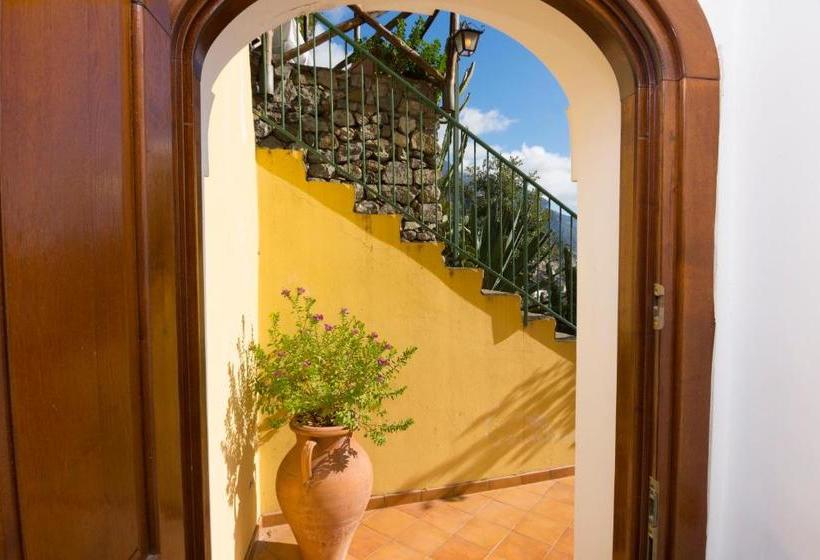 فندق Le Nereidi B&b