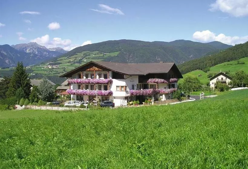 ホテル Rosenheim