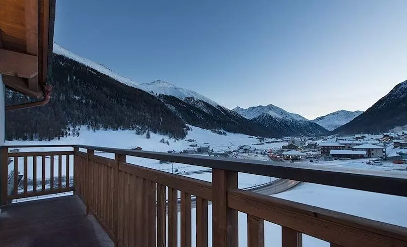 Отель Sporting Family Hospitality