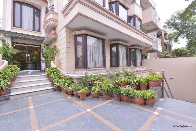 בית מלון כפרי The Maple Leaf Dlf Cyber City