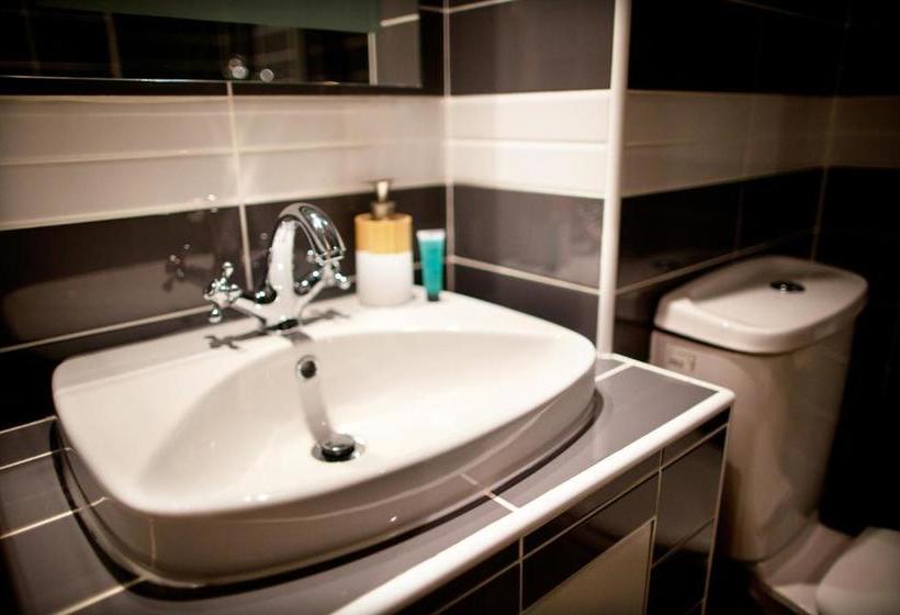 בית מלון כפרי Welcome Inn Victoria