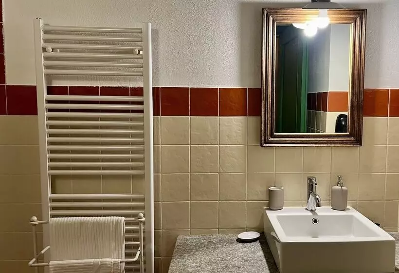 Le Serre Suites & Apartments