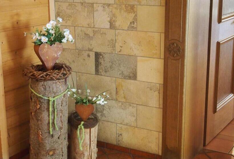 Pensão Land Wirtschaft Höß