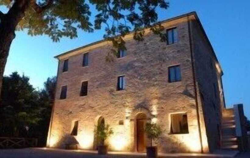 膳宿费 Poggio Piglia