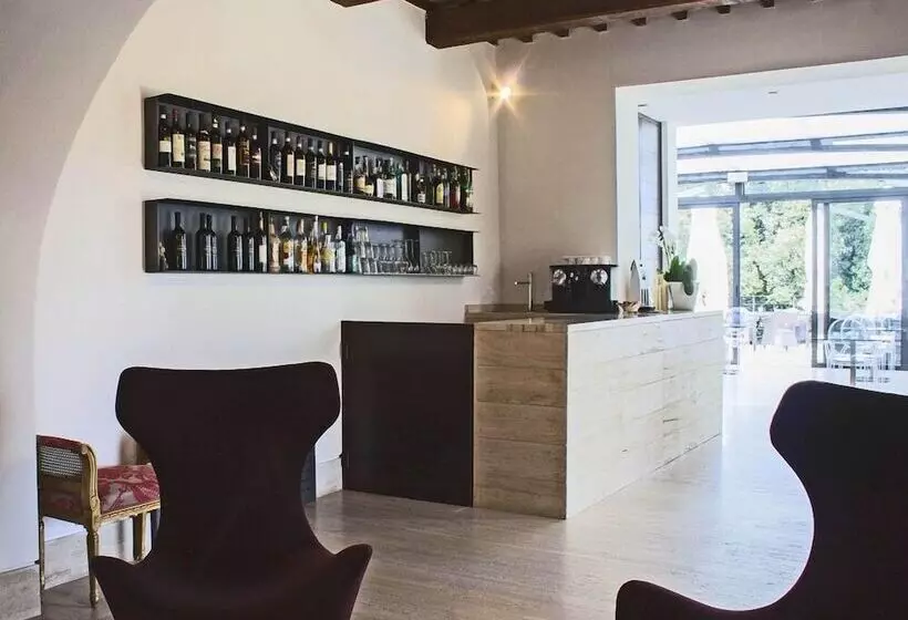 膳宿费 Poggio Piglia