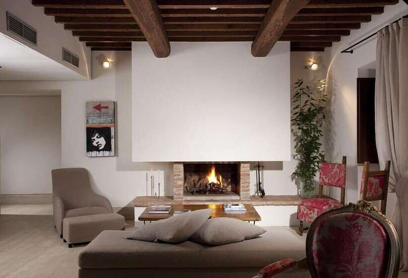 膳宿费 Poggio Piglia