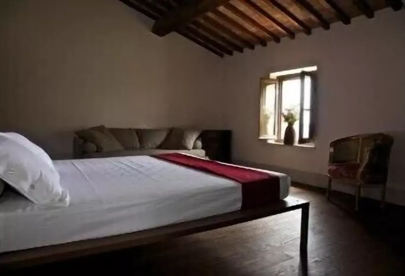 膳宿费 Poggio Piglia