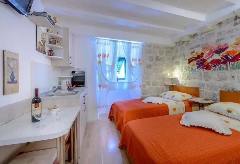 پانسیون Studio Stradun