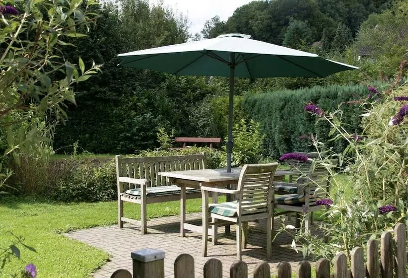 צימר Haus Am Wasserfall