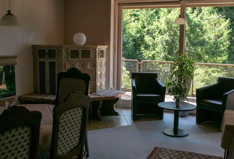 住宿加早餐  Haus Am Wasserfall