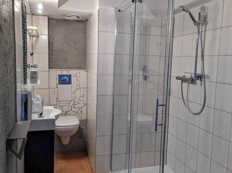 צימר Pension Am Waldrand