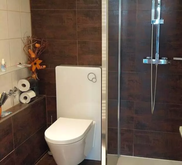 민박 Pension Am Waldrand