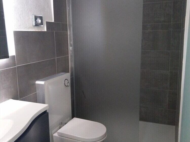 צימר Pension Am Waldrand