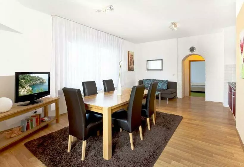 בית מלון כפרי Alter Giebel