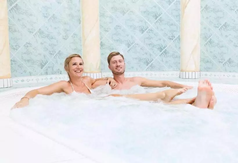 Отель Angerhof Sport U. Wellness