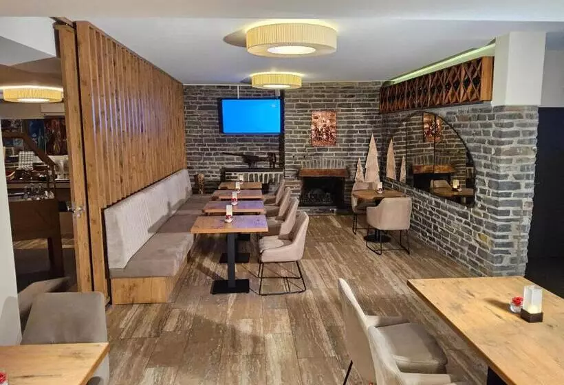 Hotel Christiana S Wein & Art