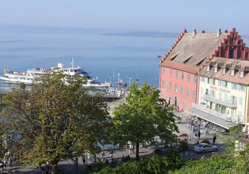 Hotel & Gastehaus Seehof