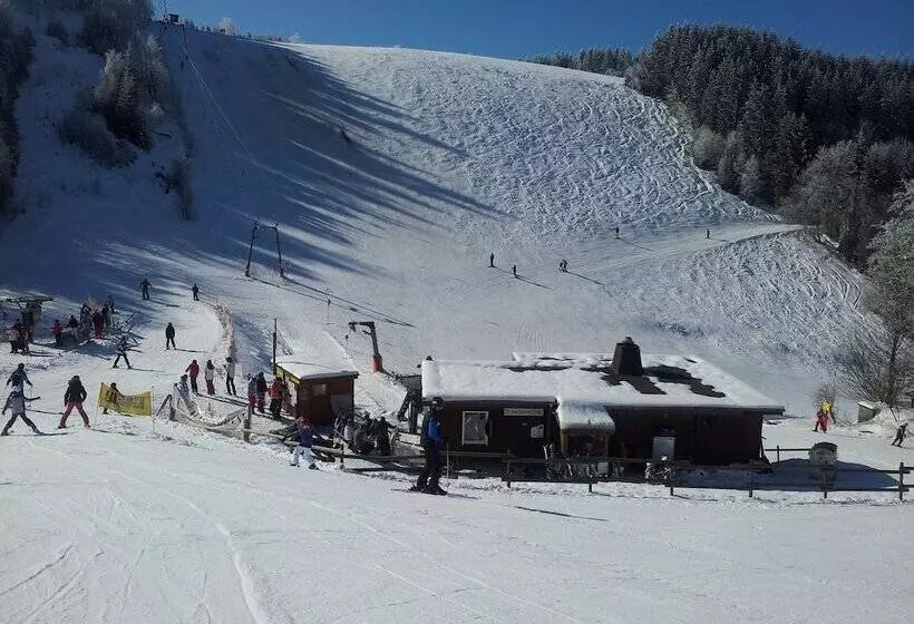 ホテル Landgasthof Nesselbach