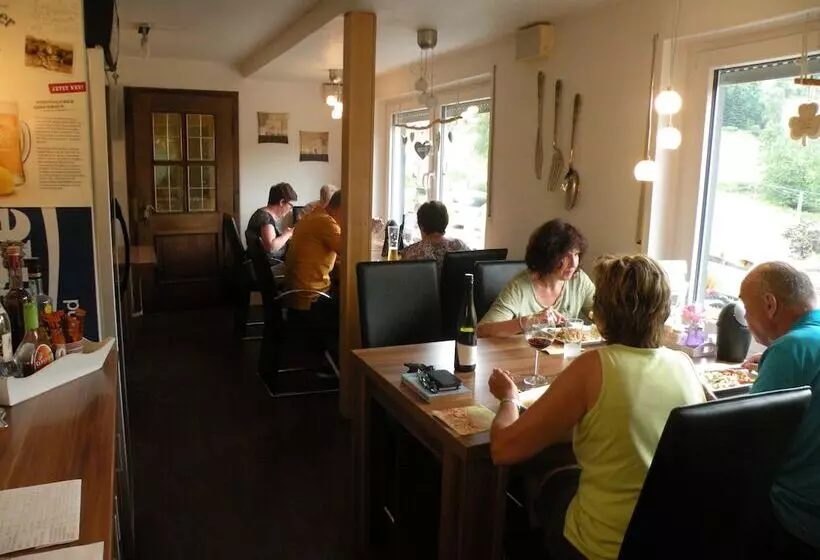 ホテル Landgasthof Nesselbach