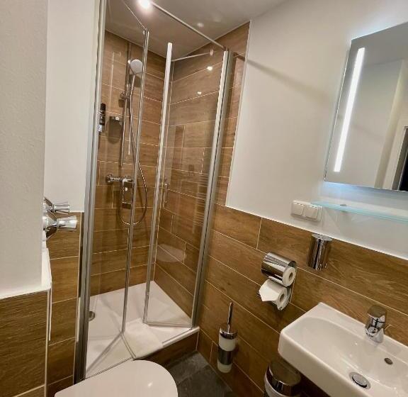 Hotel Marias Inn   Bed & Breakfast