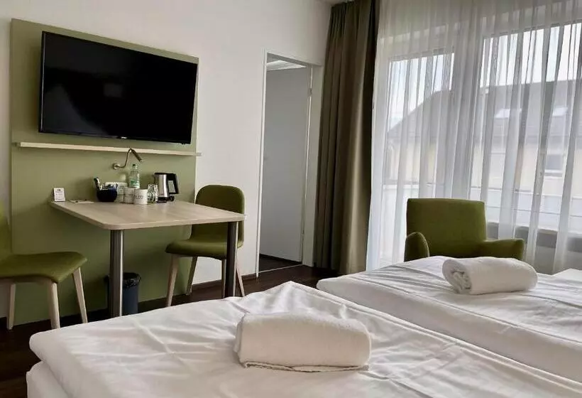 ホテル Marias Inn Bed & Breakfast