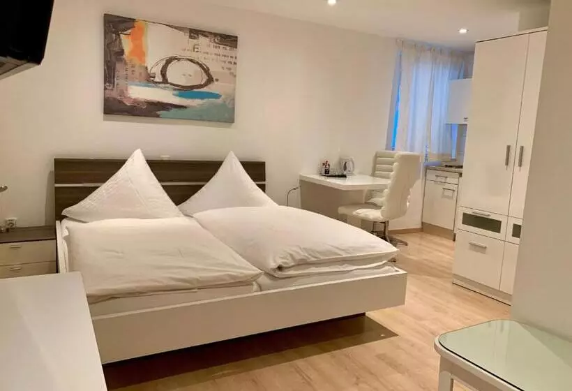 ホテル Marias Inn Bed & Breakfast