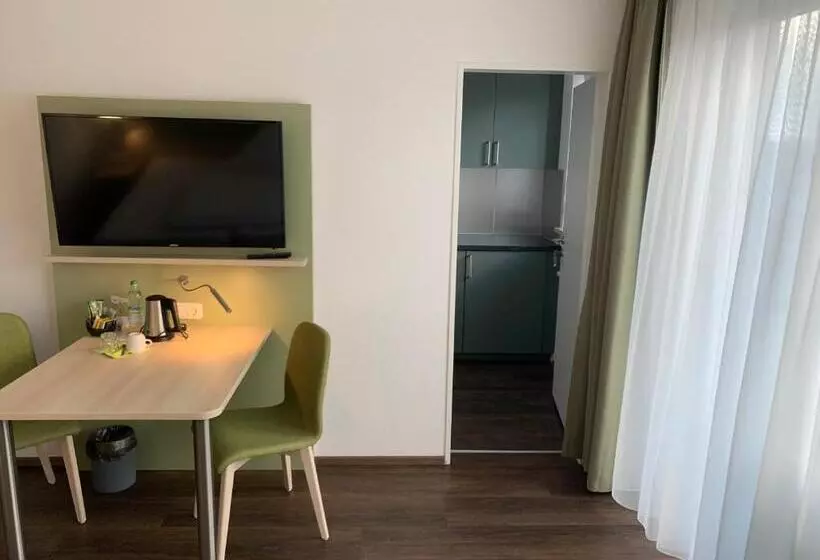 ホテル Marias Inn Bed & Breakfast