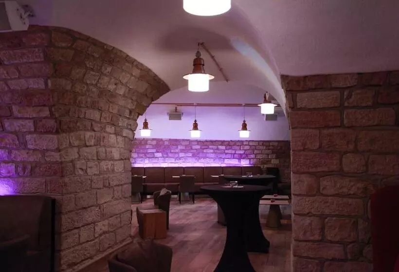 Palatina Hotel Restaurant