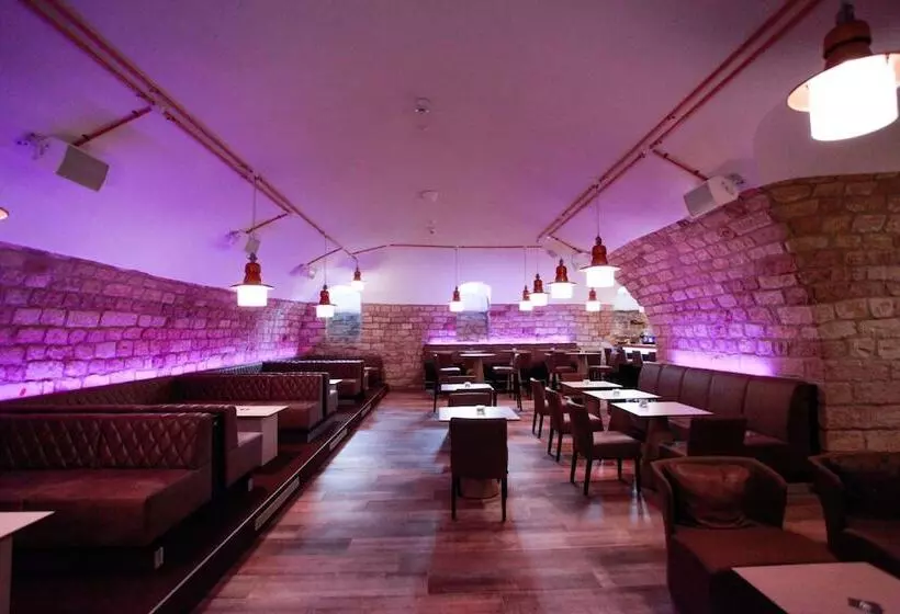 Palatina Hotel Restaurant