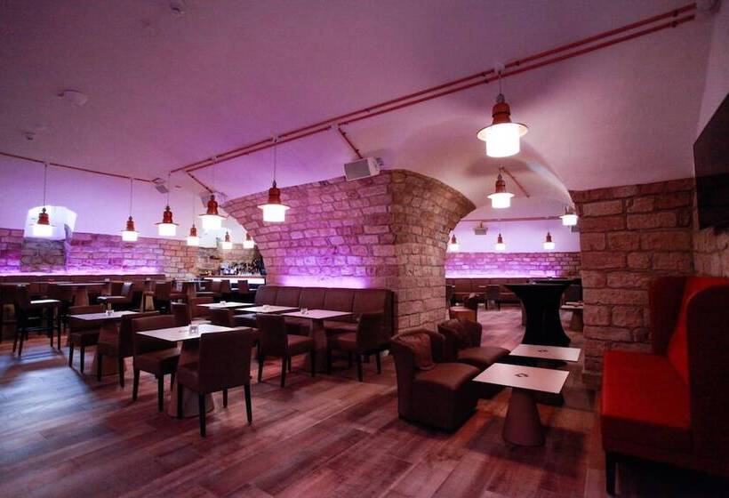 Palatina Hotel Restaurant