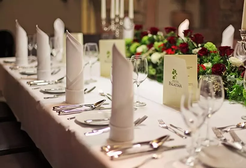 Palatina Hotel Restaurant
