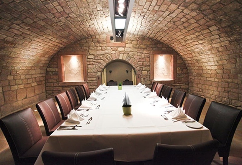 Palatina Hotel Restaurant