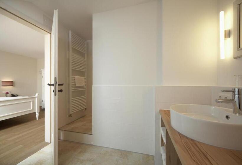 Pensão Gasthof Neuwirt Unterföhring