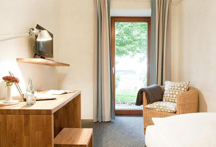 ペンション Landgasthof Kreuz