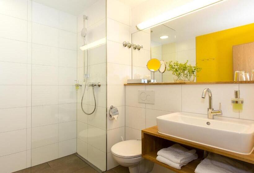 ペンション Landgasthof Kreuz