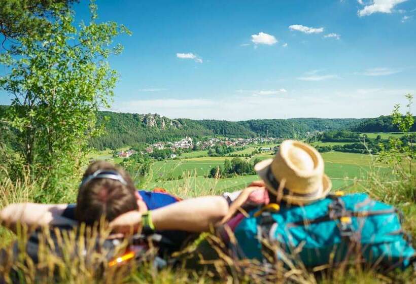 פנסיון Landhotel Zum Raben