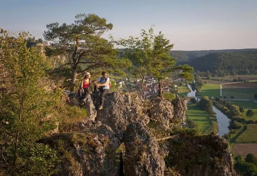 ペンション Landhotel Zum Raben