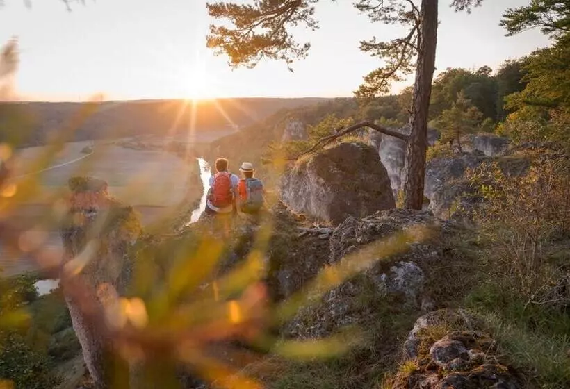 ペンション Landhotel Zum Raben