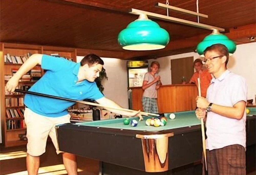 פנסיון Landhotel Zum Raben