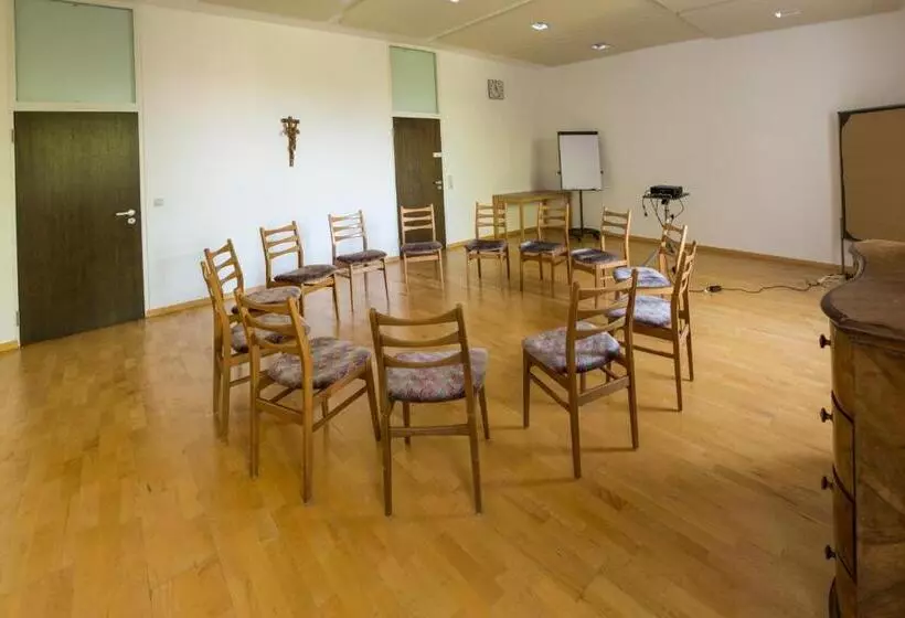 اقامتگاه Kloster Maria Hilf