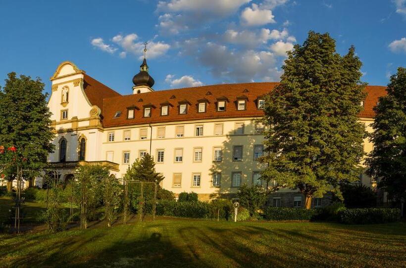 住所  Kloster Maria Hilf