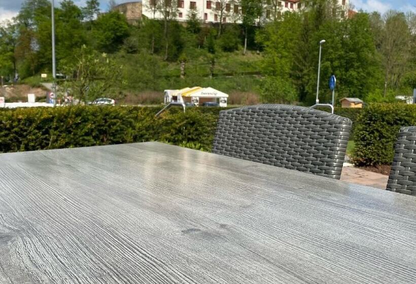 Waldhotel Felsenkeller