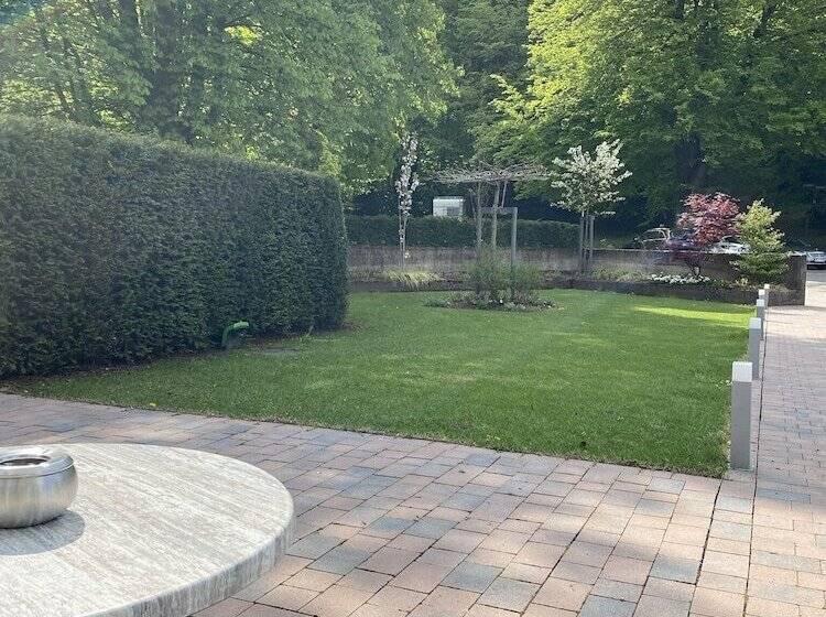 Waldhotel Felsenkeller