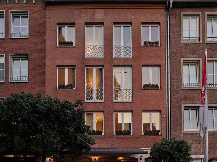 Apartment Hotel Am Rathaus