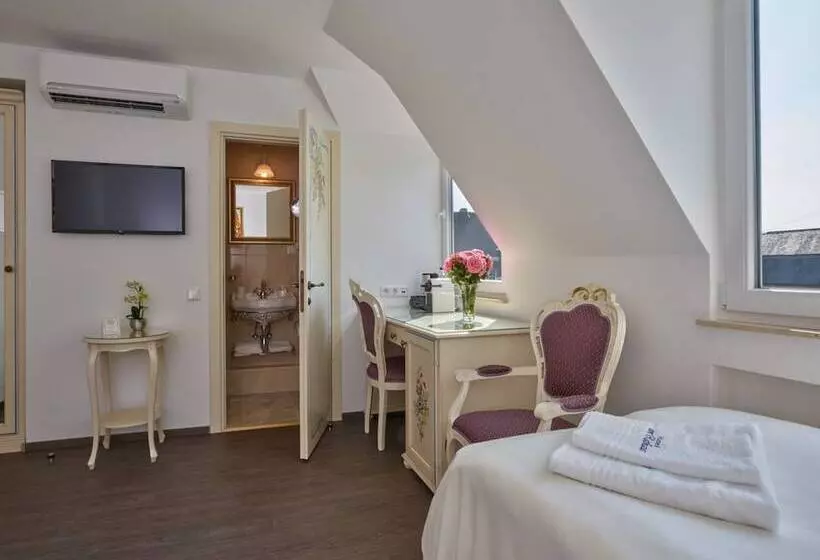 Apartment Hotel Am Rathaus