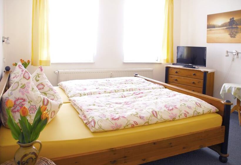 Bed and Breakfast Pension Alter Zausel