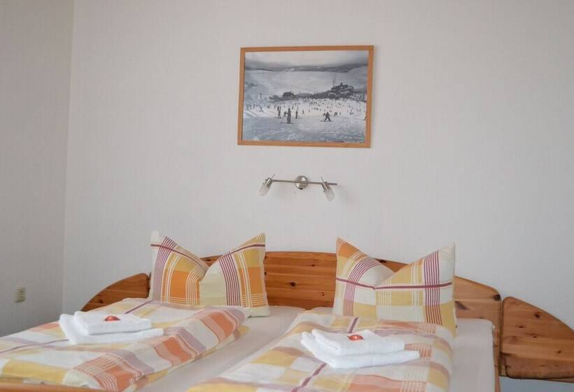 مبيت وإفطار Pension Am Zechengrund