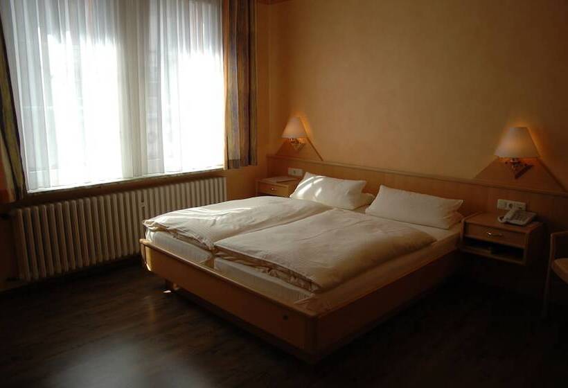 בית מלון כפרי Zum Bären